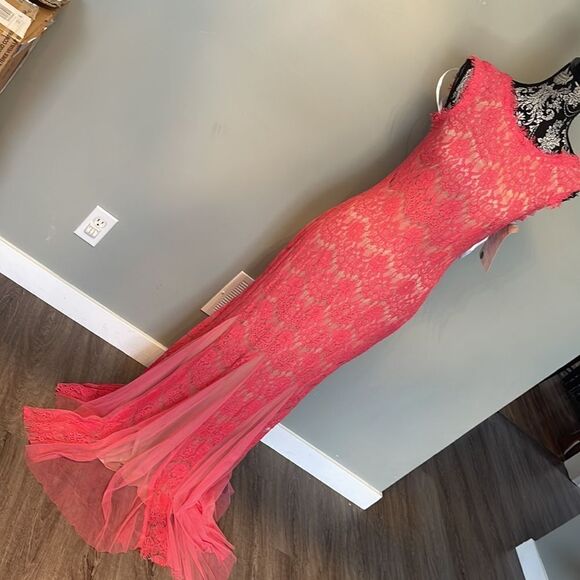 betsy & adam rose red nude dress NEW - Picture 2 of 3